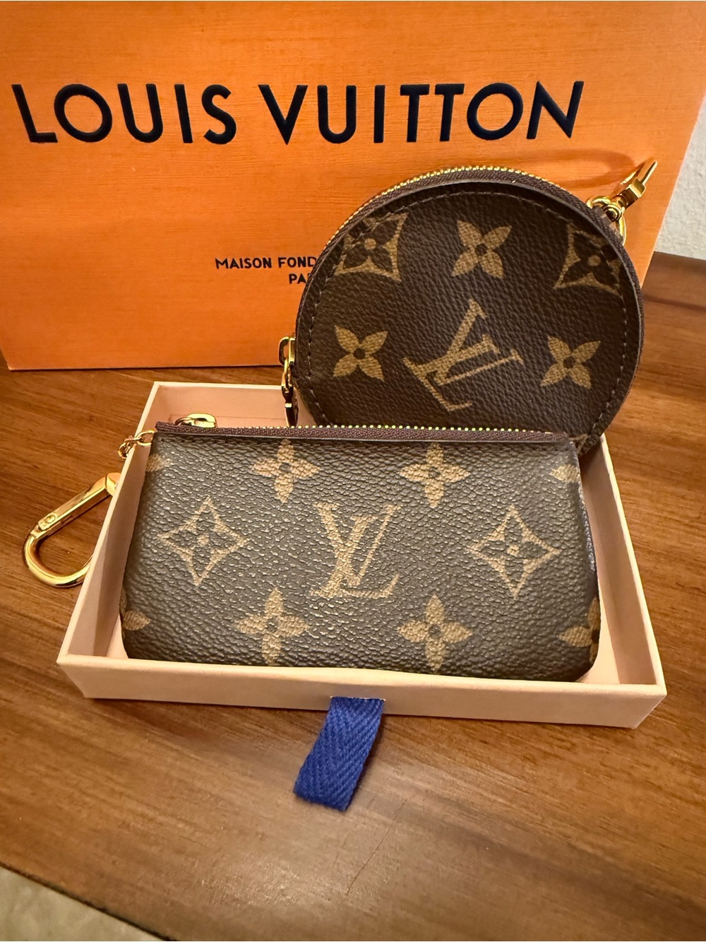 Louis Vuitton Monogram Key Pouch and Round Coin Case — 💯 authentic